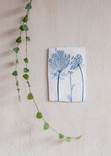 Load image into Gallery viewer, Under the full moon